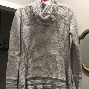 Cozy grey sweater!